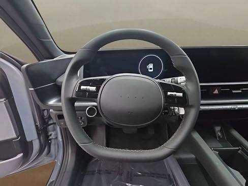 New 2025 Hyundai Ioniq 6 SE image 22