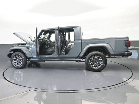 New 2026 Jeep Gladiator Sport image 65