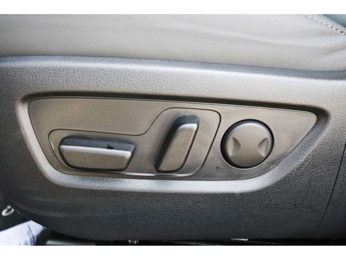 Used 2024 MAZDA CX-30 AWD 2.5 S w/ Preferred Package image 27