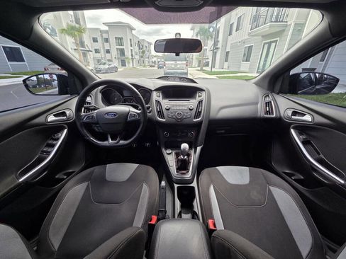 Used 2016 Ford Focus ST FWD image 18
