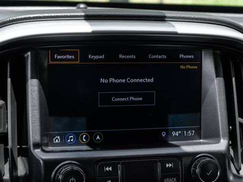 Used 2020 Chevrolet Colorado LT w/ Colorado RST Special Edition RWD image 31