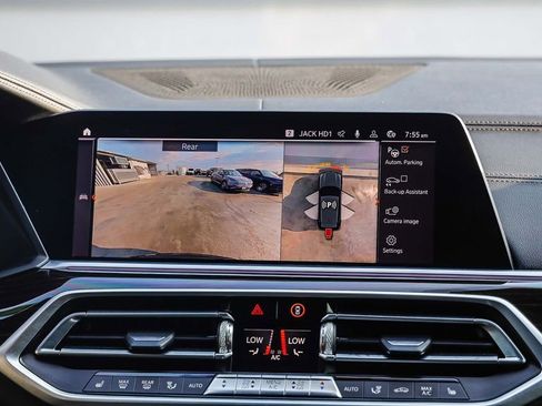 Used 2021 BMW X5 xDrive40i w/ Premium Package image 15