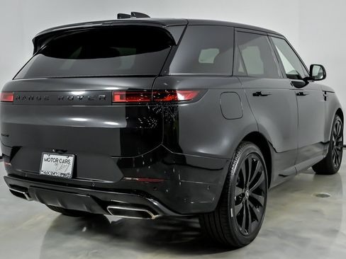 Used 2025 Land Rover Range Rover Sport Dynamic SE AWD/4WD image 12