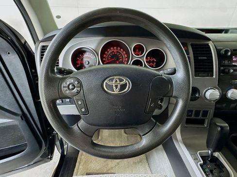 Used 2011 Toyota Tundra 2WD Double Cab w/ SR5 Pkg image 9