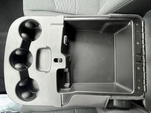 New 2026 RAM 2500 Tradesman AWD/4WD image 25