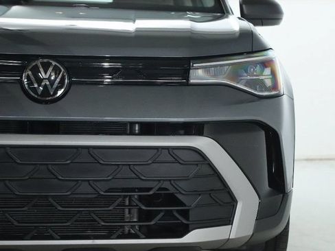 Used 2025 Volkswagen Taos S FWD image 7