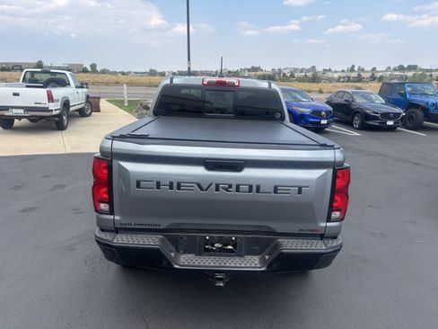 Used 2025 Chevrolet Colorado ZR2 w/ Technology Package AWD/4WD image 5