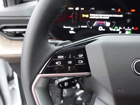 New 2025 Audi Q5 Prestige image 19