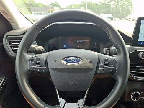 Certified 2024 Ford Escape Active FWD image 19