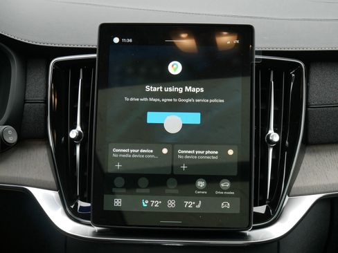 New 2026 Volvo XC90 B6 Ultra image 8