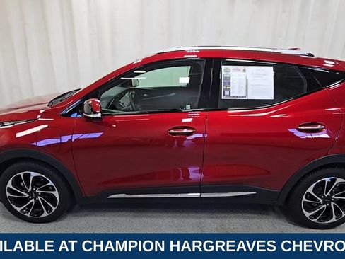 Certified 2023 Chevrolet Bolt EUV Premier FWD image 6