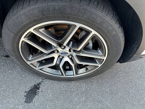 Used 2018 Ford Explorer Sport AWD/4WD image 21