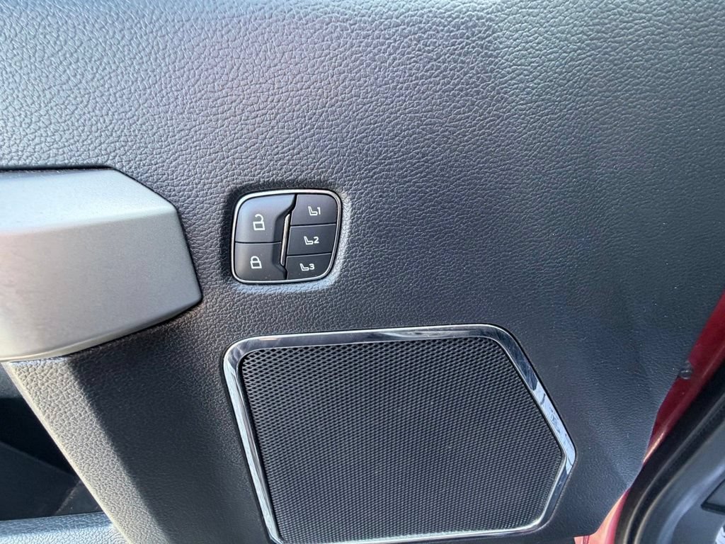 Used 2021 Ford F350 Lariat AWD/4WD image 22