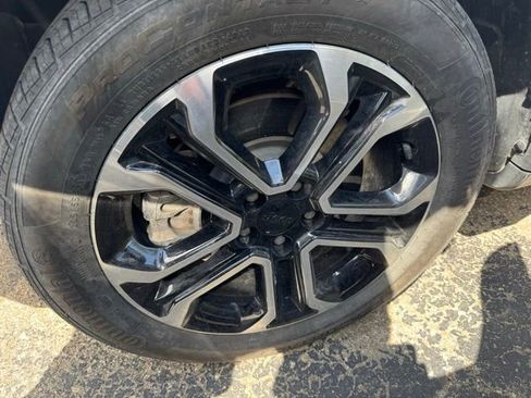 Used 2023 Jeep Compass Limited AWD/4WD image 4