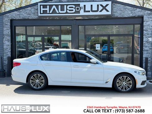 Used 2019 BMW 530i xDrive w/ Convenience Package AWD/4WD image 12