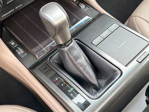 Used 2023 Lexus GX 460 Premium image 30