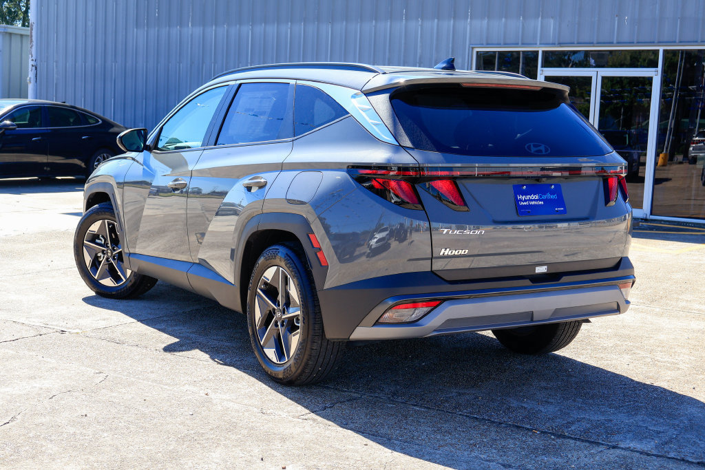 Certified 2026 Hyundai Tucson SEL Plus FWD image 2