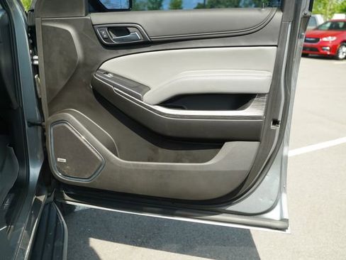 Used 2020 Chevrolet Tahoe LT w/ Luxury Package RWD image 21