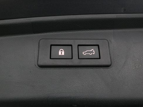 Used 2021 Subaru Outback Touring image 13