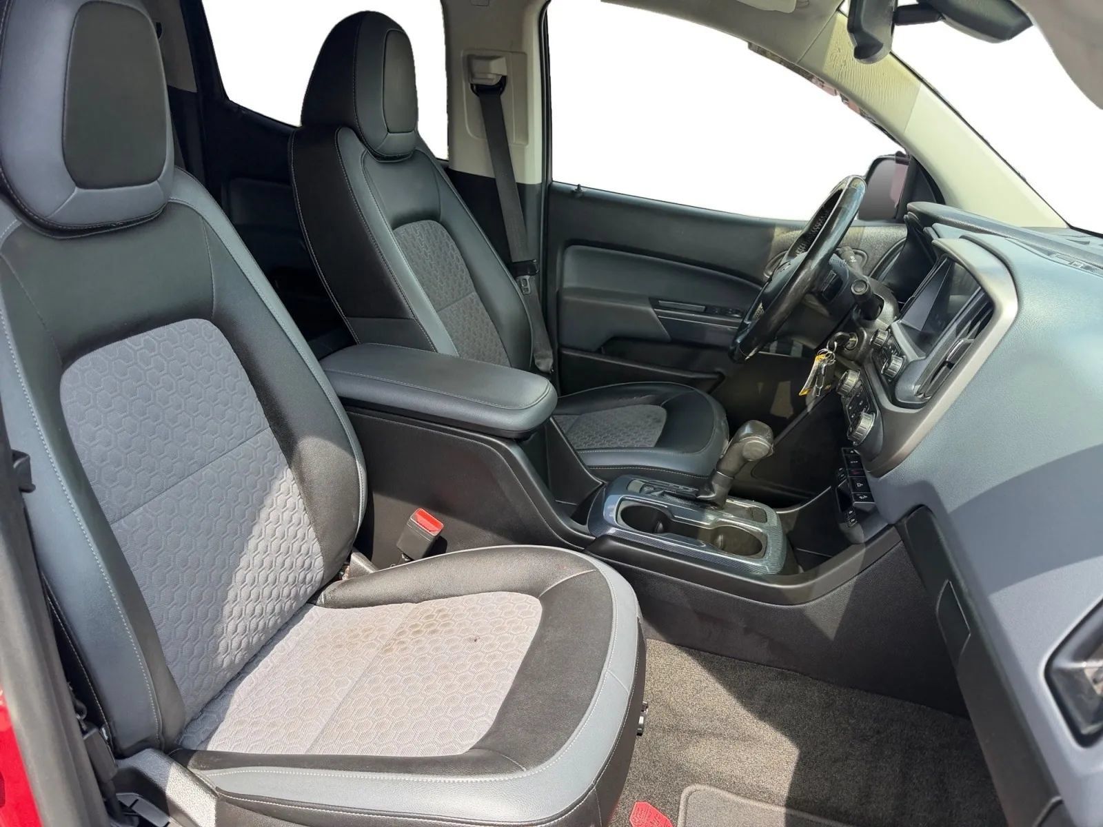 Used 2017 Chevrolet Colorado Z71 RWD image 19