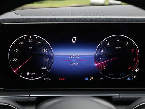 Used 2025 Mercedes-Benz GLE 350 4MATIC image 32