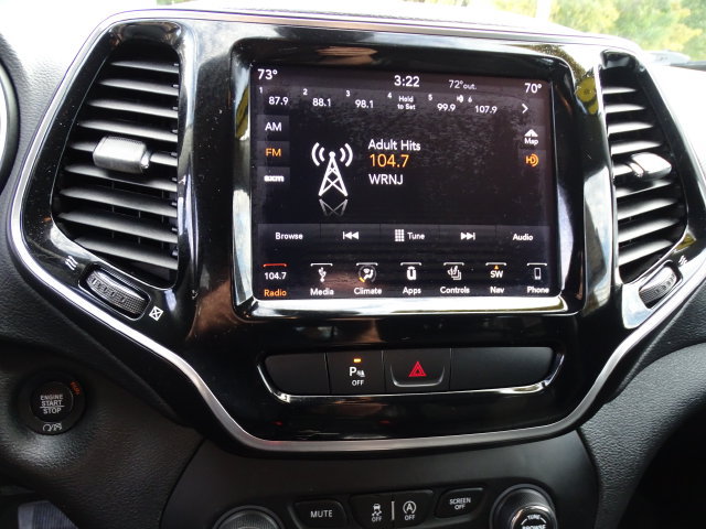 Used 2019 Jeep Cherokee Limited AWD/4WD image 14