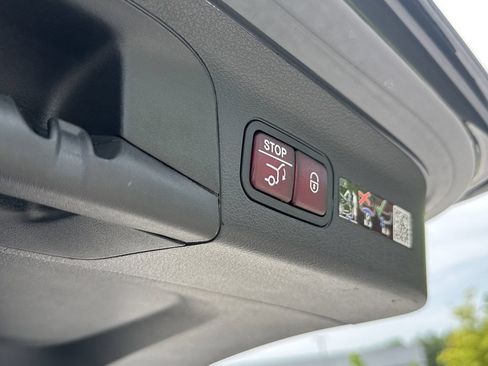 Certified 2025 Mercedes-Benz GLS 580 4MATIC image 22