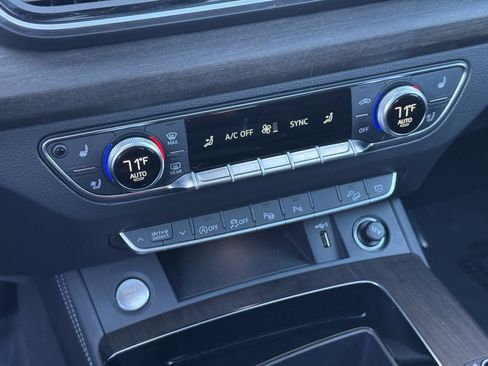 Used 2024 Audi Q5 2.0T Prestige image 36