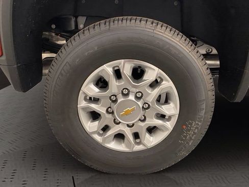 New 2026 Chevrolet Silverado 3500 LTZ AWD/4WD image 17