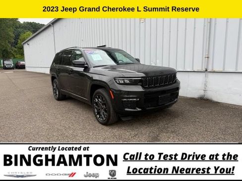 Used 2023 Jeep Grand Cherokee L Summit AWD/4WD image 2