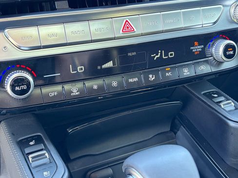 Used 2024 Kia Telluride SX Prestige image 27