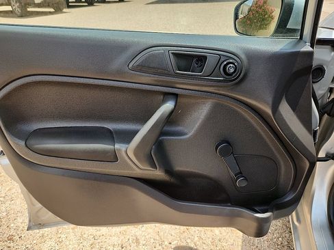 Used 2019 Ford Fiesta S FWD image 9