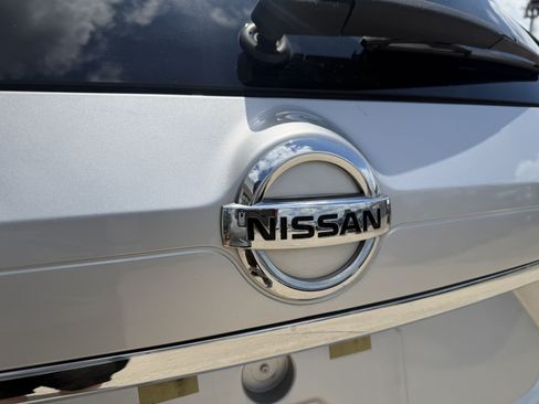 Used 2019 Nissan Rogue SV AWD/4WD image 8