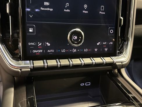 New 2026 GMC Yukon Elevation w/ LPO, Floor Liner Package image 37