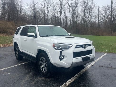 Used 2021 Toyota 4Runner TRD Off-Road Premium w/ Moonroof Package image 1