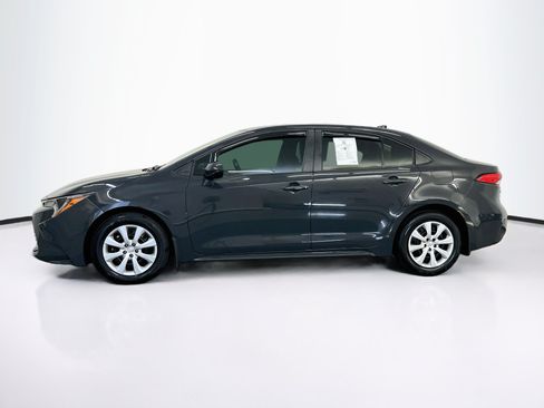 Used 2026 Toyota Corolla LE FWD image 4