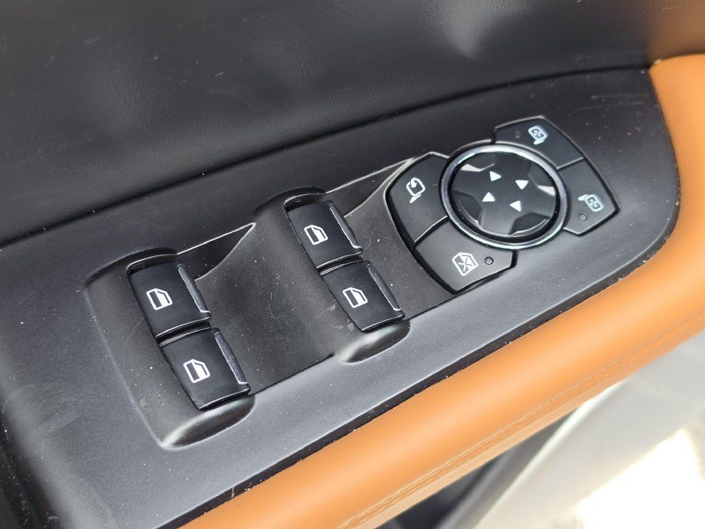 Used 2023 Lincoln Nautilus Black Label AWD/4WD image 16