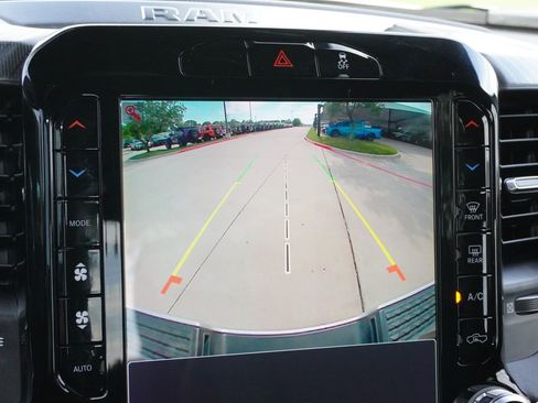 Used 2026 RAM 2500 Big Horn AWD/4WD image 17