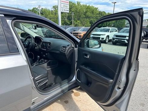 Certified 2020 Jeep Compass Limited AWD/4WD image 11
