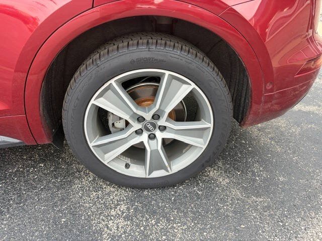 Used 2019 Audi Q5 Prestige w/ Prestige Package AWD/4WD image 17