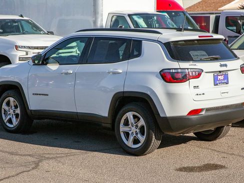 Used 2023 Jeep Compass Latitude AWD/4WD image 7