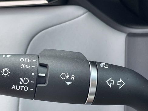 New 2026 Land Rover Range Rover Velar S AWD/4WD image 29