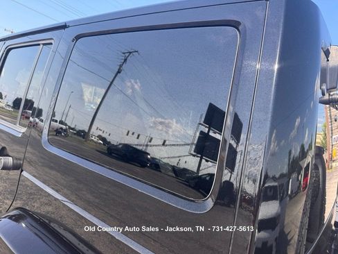 Used 2016 Jeep Wrangler Unlimited Sahara AWD/4WD image 15