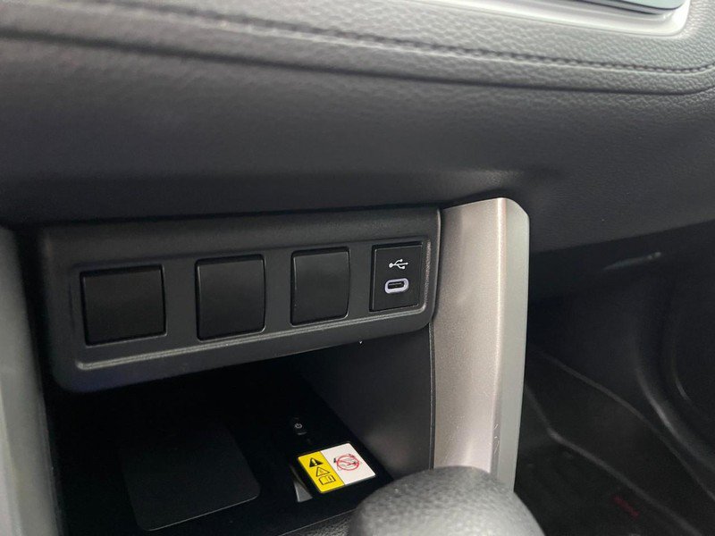 Used 2023 Toyota Corolla Cross LE w/ Moonroof Package FWD image 32