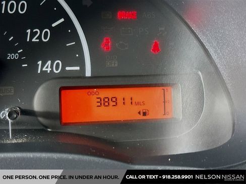 Used 2016 Nissan Versa S FWD image 12