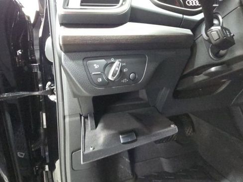 Used 2024 Audi Q5 2.0T Premium image 25