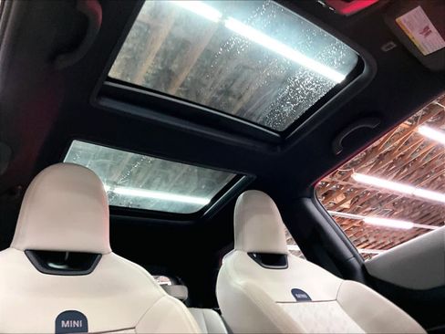 Certified 2025 MINI Cooper S image 23