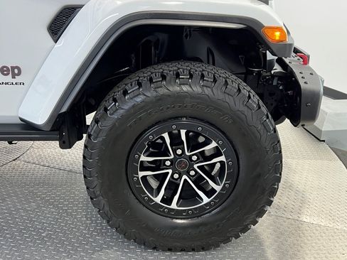 Certified 2024 Jeep Wrangler Unlimited Rubicon image 13