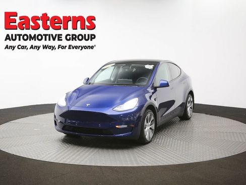 Used 2021 Tesla Model Y Long Range image 55