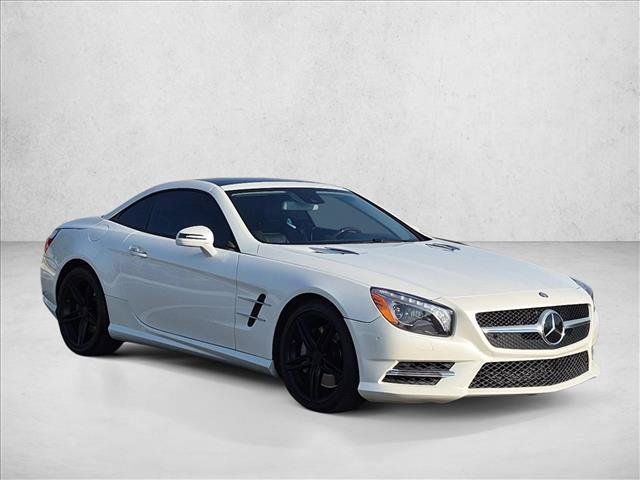 Used 2013 Mercedes-Benz SL 550 image 3